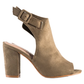 Bestelle Sandales fermées avec boucle vert