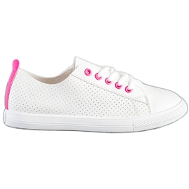 SHELOVET Baskets ajourées avec cuir écologique blanc