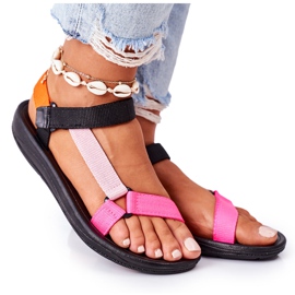 Sandales de sport pour femmes Multicolor Ultimate le noir