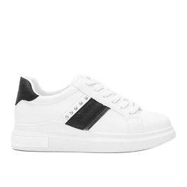 Baskets noires et blanches à clous Sashell