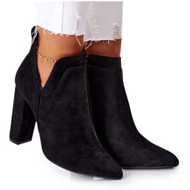 PS1 Bottes chaudes noires Sally sur un poteau le noir