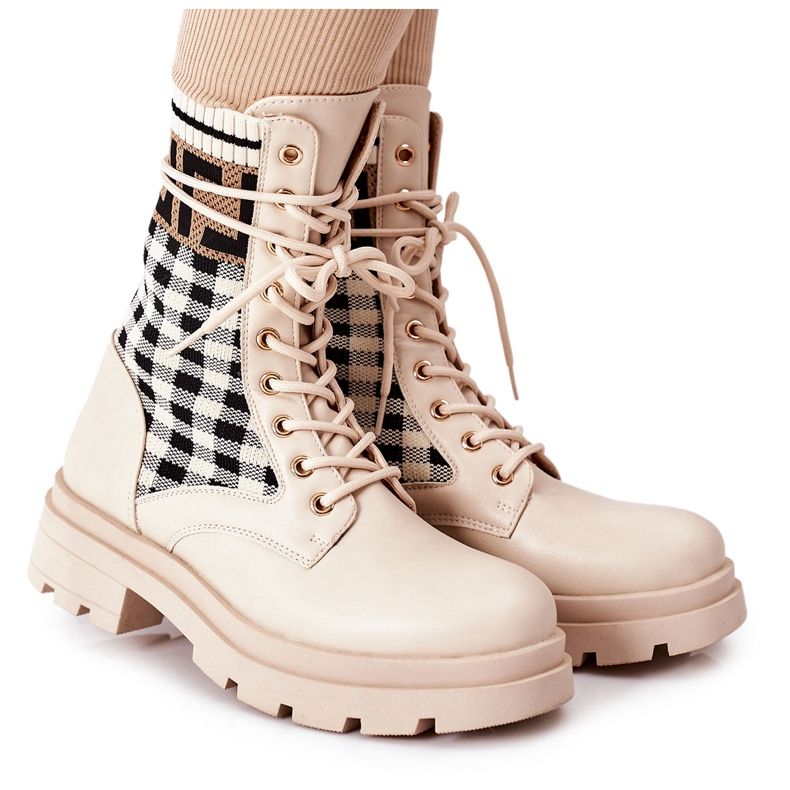 Histoire d'amour des ouvriers du tissu élastique beige le noir