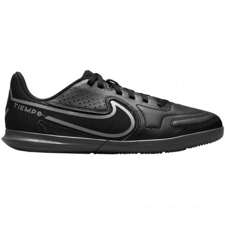 Nike Tiempo Legend 9 Club Jr Ic DA1332 004 chaussures de football le noir le noir