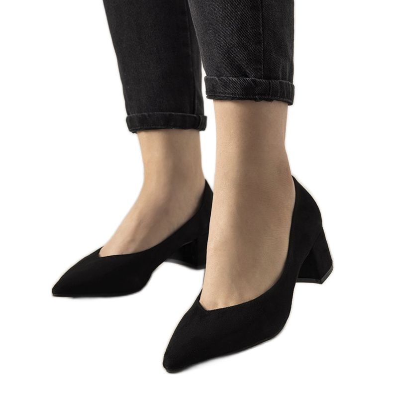 Escarpins noirs sur le poteau Floren le noir Escarpins noirs sur le poteau Floren le noir