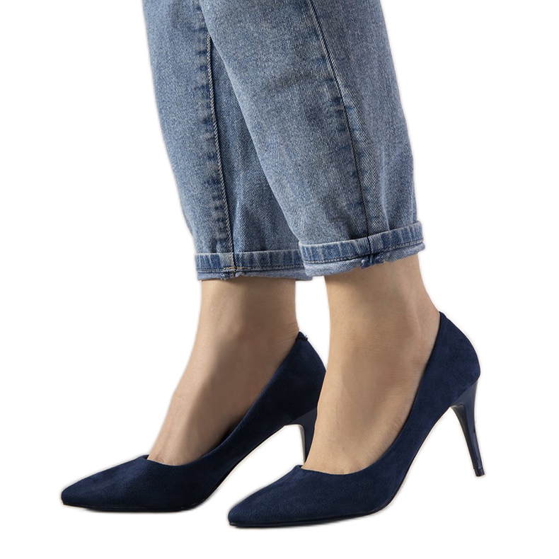 Escarpins bleu marine sur talon bas Campbell