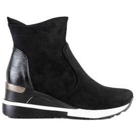 Bottes hautes sur le coin VINCEZA noir