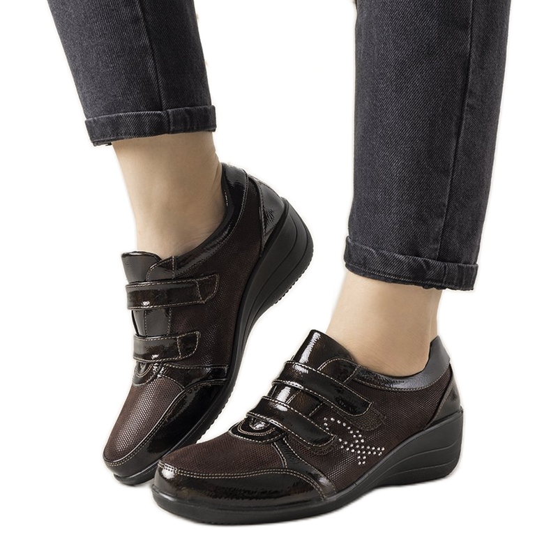 Richelieus marron sur le talon bas compensé Tiffy brun Richelieus marron sur le talon bas compensé Tiffy brun