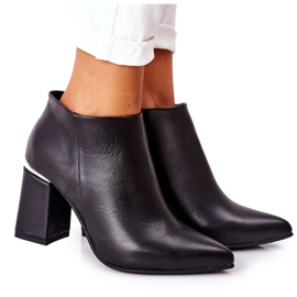 Bottes en cuir sur un poteau Raglan noir le noir