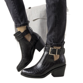 Bottines noires à découpes Moderniso