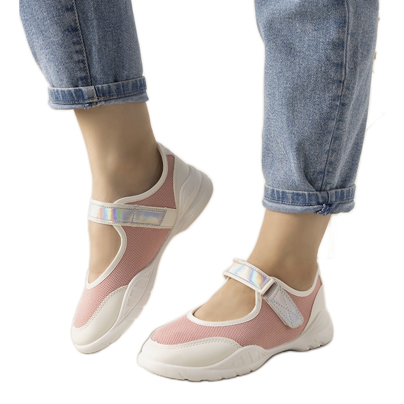 Baskets roses et blanches avec empiècement holographique Melania Baskets roses et blanches avec empiècement holographique Melania