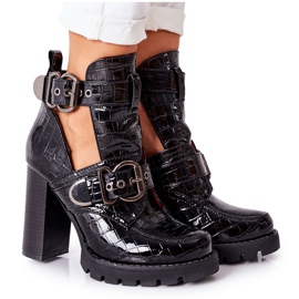 Boots On a Post Boucle Laquée Noir Crocodile Bramshall le noir