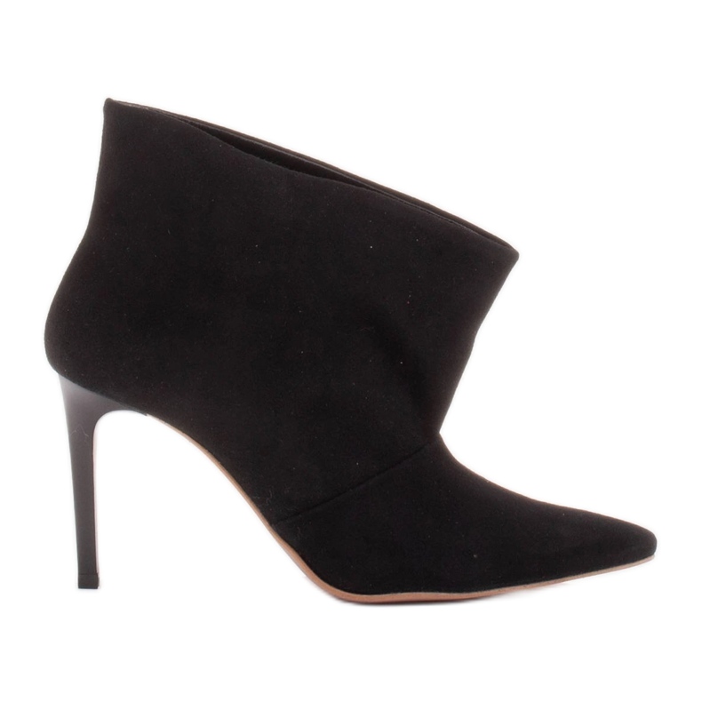 Marco Shoes Épingles en cuir avec devant allongé le noir