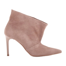 Marco Shoes Épingles en cuir avec devant allongé beige
