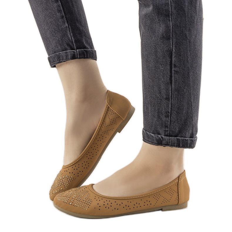 Ballerines camel à motif Andalia ajouré brun
