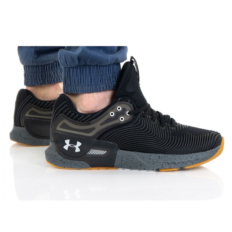 Under Armour Hovr Apex 2 M 3023 007-001 chaussures le noir