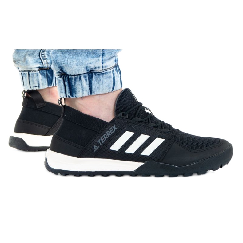 Chaussures adidas Terrrex Daroga H.RDY M BC0980 le noir