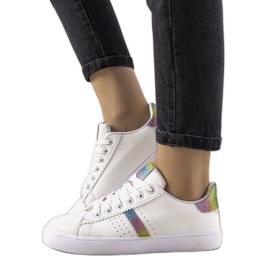 Baskets arc-en-ciel avec une finition arc-en-ciel blanc