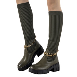 Bottes vertes avec une tige de chaussette