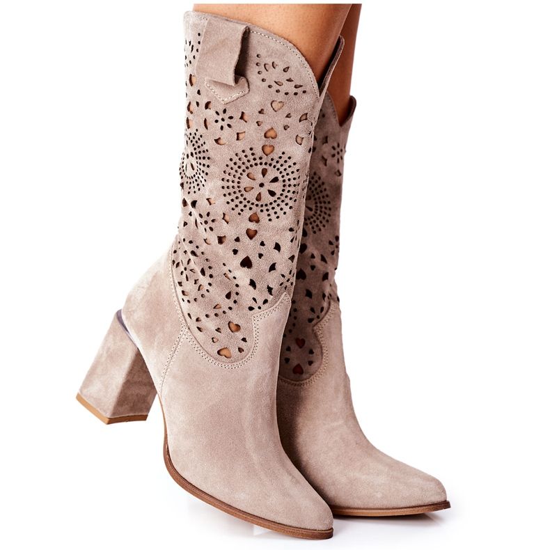 Lewski Shoes Bottes en cuir pour femmes sur un talon Cappuccino Lewski 2923 Pick Me Up beige Lewski Shoes Bottes en cuir pour femmes sur un talon Cappuccino Lewski 2923 Pick Me Up beige