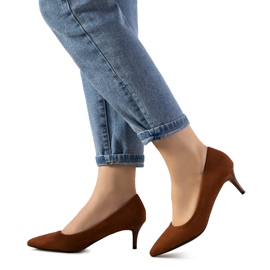 Escarpins marron sur un talon bas Campbell brun Escarpins marron sur un talon bas Campbell brun