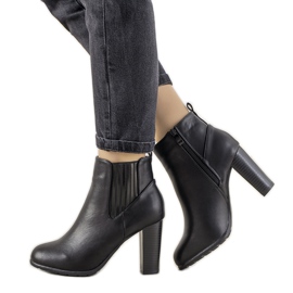 Bottines classiques femme Castellanos noires sur le poteau le noir