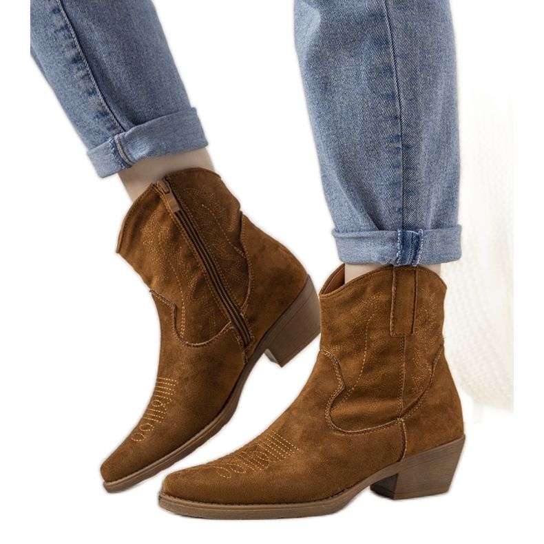 Boots femme marron avec un accent cowboy Tello Cruz brun Boots femme marron avec un accent cowboy Tello Cruz brun