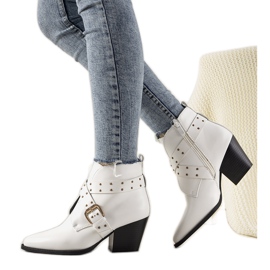 Boots Jodhpur blanches à boucle et clous Rubio