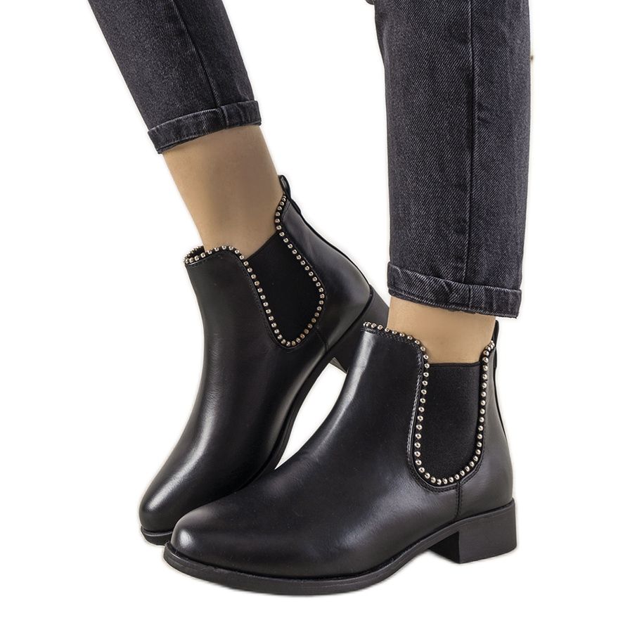Bottines noires classiques avec bande lastique et clous m rinos