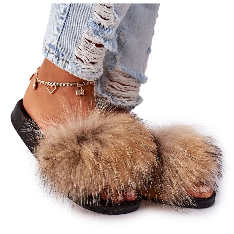 Chaussons avec fourrure naturelle Camel Elsa 747 brun