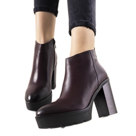 Bottes bordeaux classiques sur le poteau pour les femmes My Need rouge