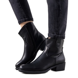 Bottes noires classiques pour femmes de Malika le noir