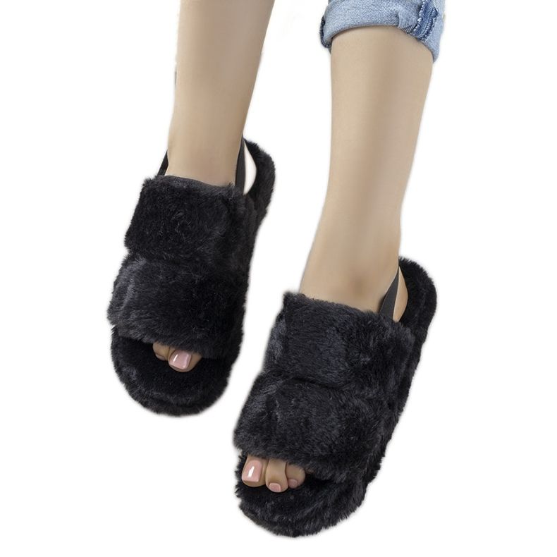 Chaussons pour femmes noirs avec bande élastique et bordure en fourrure Rosales le noir Chaussons pour femmes noirs avec bande élastique et bordure en fourrure Rosales le noir