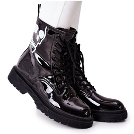 Bottes pour femmes avec une tête de mort GOE II2N4047 Noir le noir