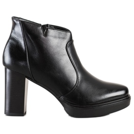 Sabatina Bottes basses sur la plate-forme noir