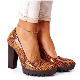 Escarpins En Cuir Sur Une Barre Maciejka 02629-50 Minerai Laqué brun