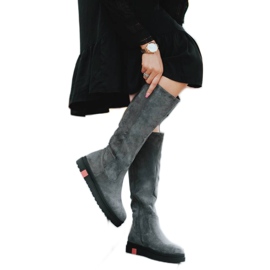 Bottes grises sur le talon compensé Lea