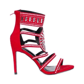 Les sandales rouges de Tisha blanc