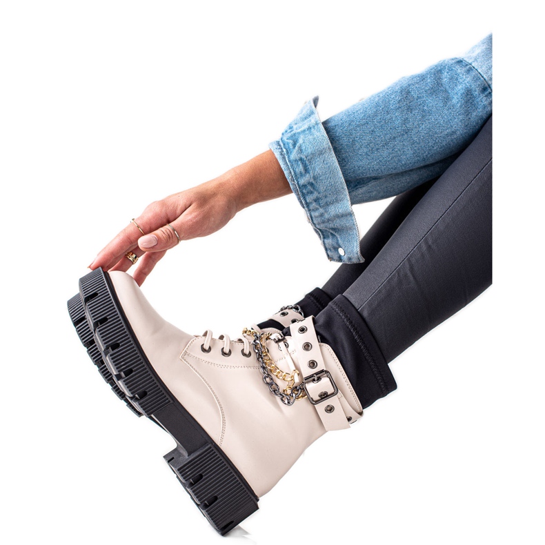 Seastar Travailleurs avec des chaînes de mode beige