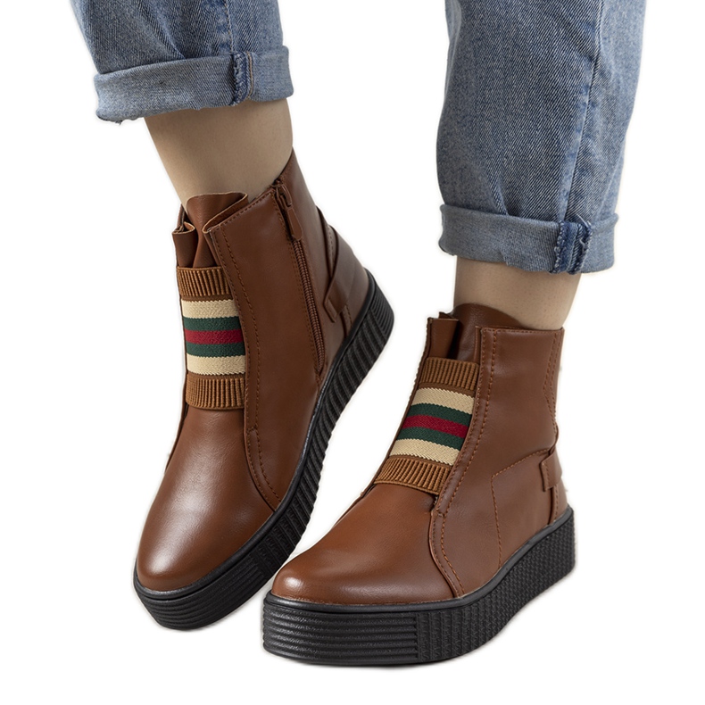 Bottes marron sur la plateforme Nazario brun