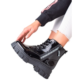 TRENDI Travailleurs noués noirs sur la plate-forme le noir TRENDI Travailleurs noués noirs sur la plate-forme le noir