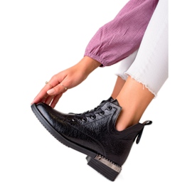 W. Potocki Bottes à la mode avec une découpe Potocki le noir