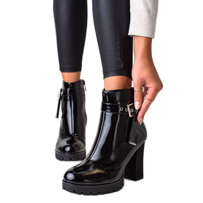 Janessa Bottes noires élégantes à talons hauts le noir