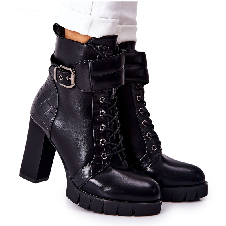 POTOCKI Bottes sur un haut poste noir attaché Fasha le noir