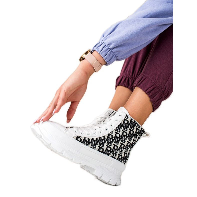 TRENDI Baskets mode hautes blanches le noir