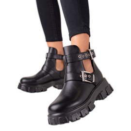 Bestelle Ouvriers avec une coupe et des boucles noir