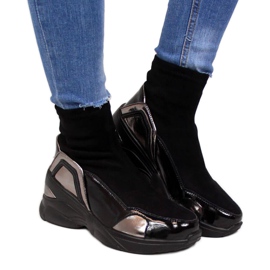 Chaussures compensées noires par T.Sokolski W SCA140 le noir