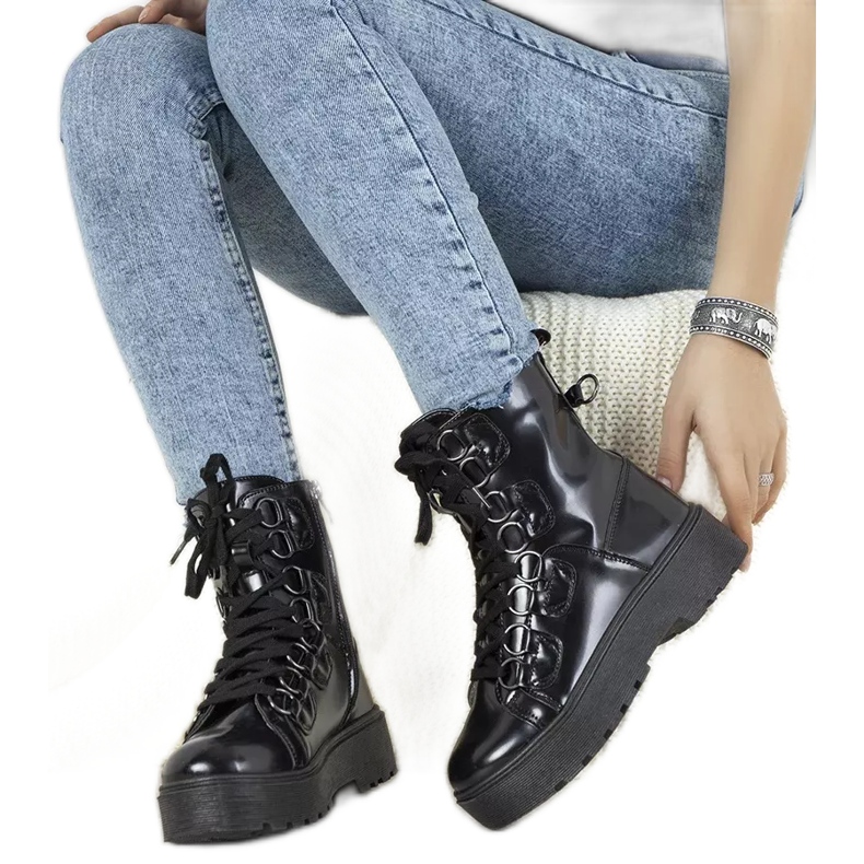 Boots noires sur semelle haute Orane le noir