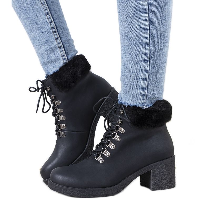Bottes en fourrure Loiselle noires Bottes en fourrure Loiselle noires