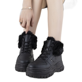 Baskets noires avec fourrure Doreen