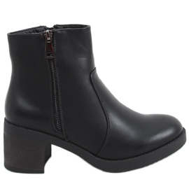 Bottes noires à talons larges Forra le noir